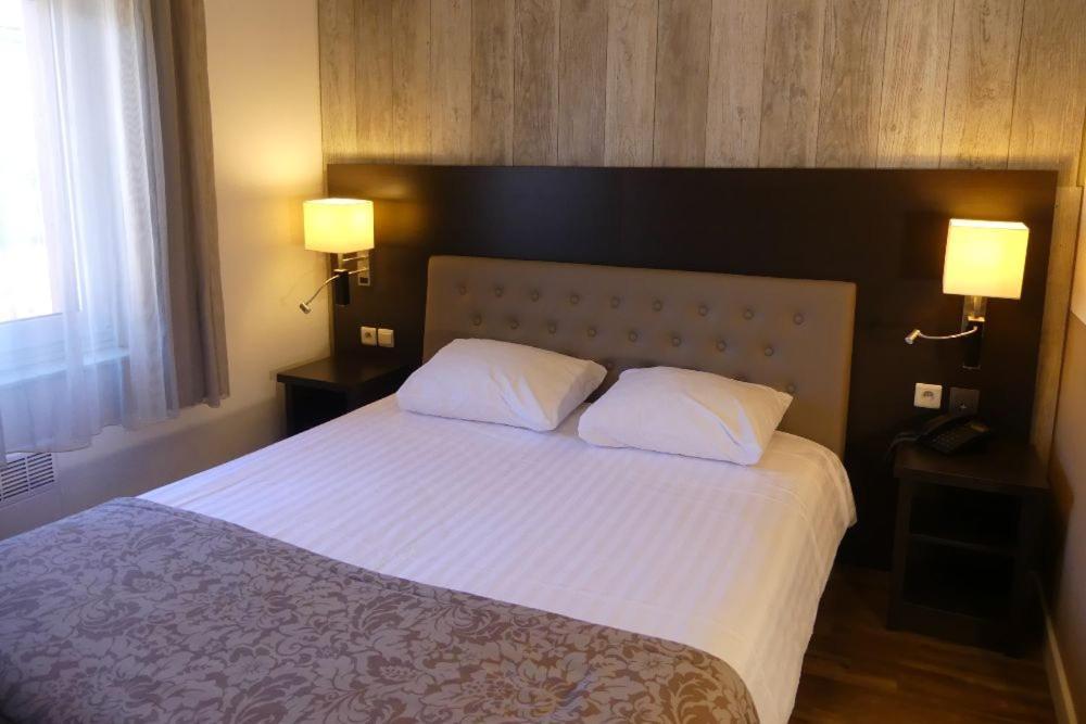 Hotel De Maaskant Maaseik Extérieur photo