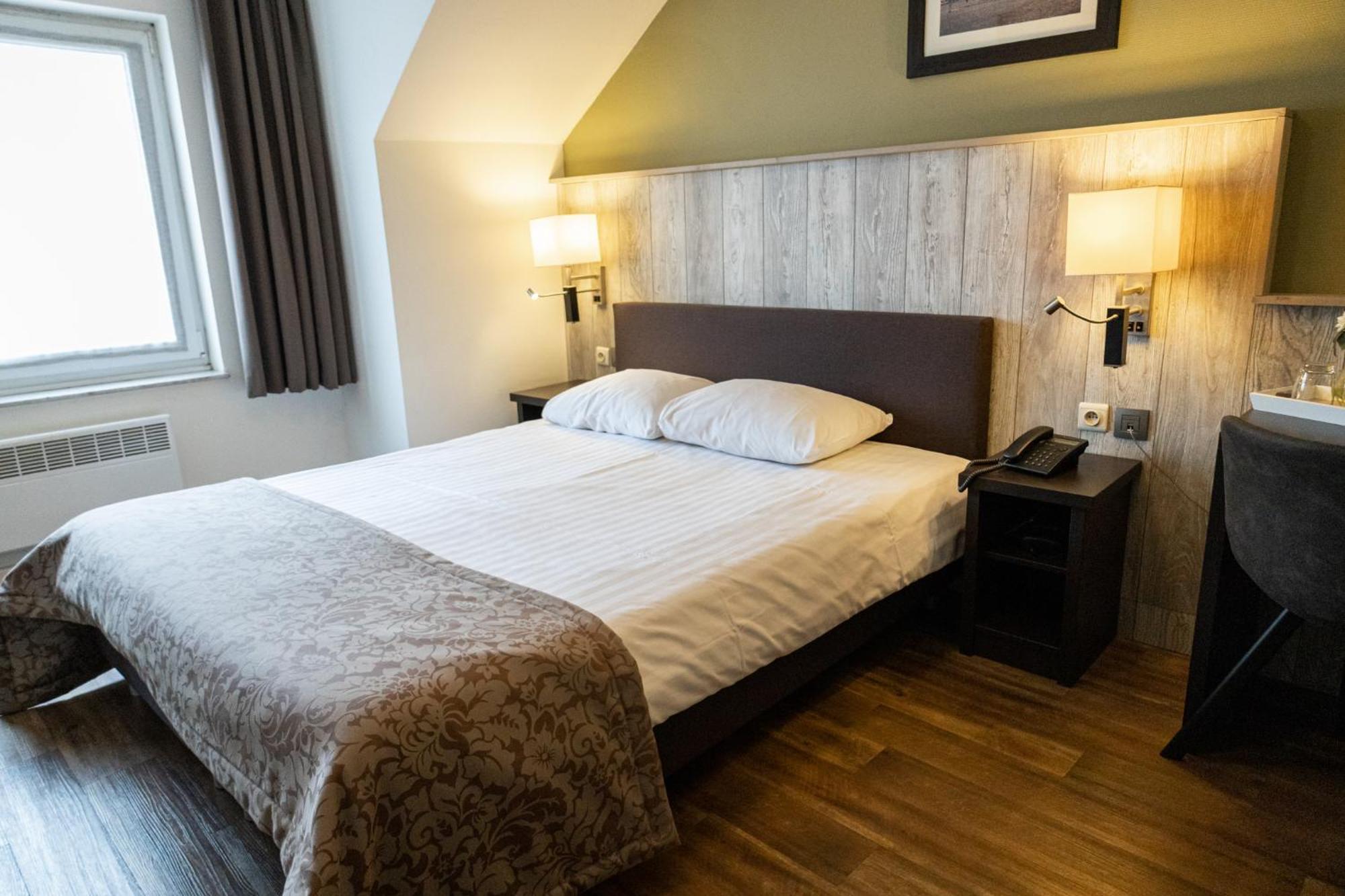 Hotel De Maaskant Maaseik Extérieur photo